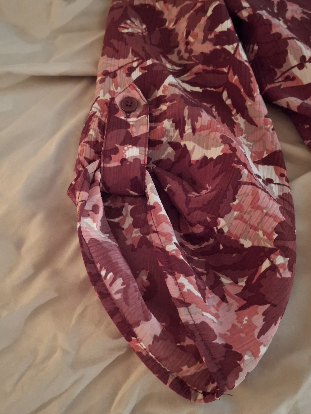 White Stag Wonen's Button-Front Floral Tunic in Burgandy & Blush - Picture 3 of 10